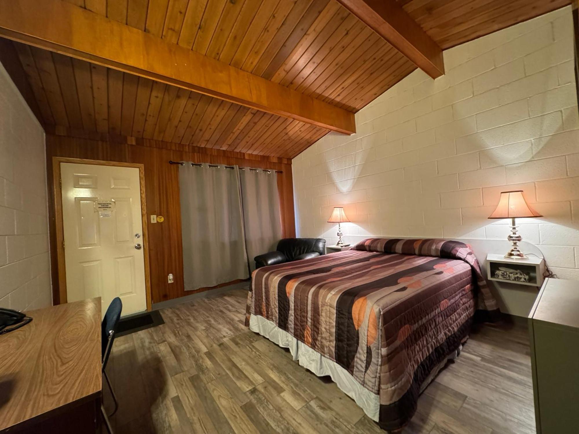 Ace Crown Motel Medicine Hat Exteriér fotografie